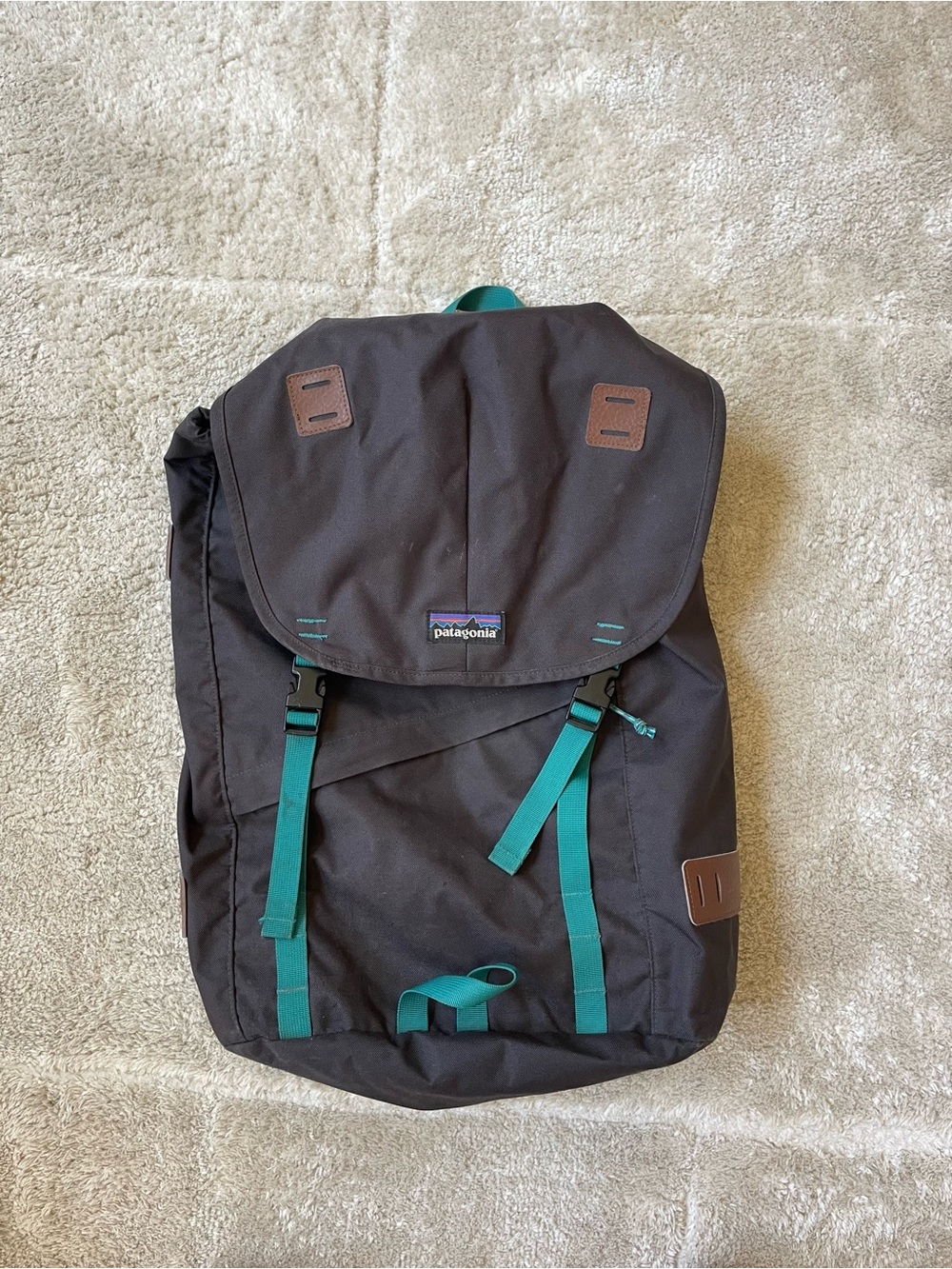 Patagonia Arbor Pack 26L Backpack Gray Teal Laptop Hiking Travel